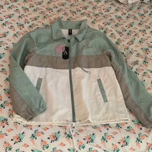 NWT Teal White & Gray 26 International Windbreaker